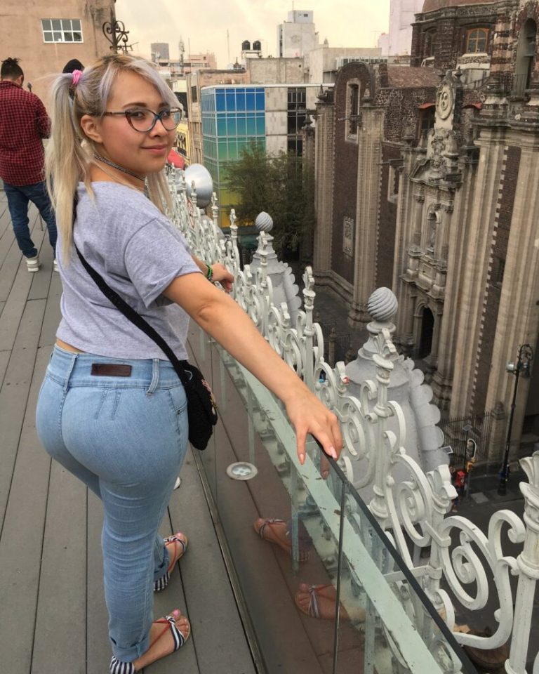 Campanita morra nalgona + videos dando sentones – mundopack-tv